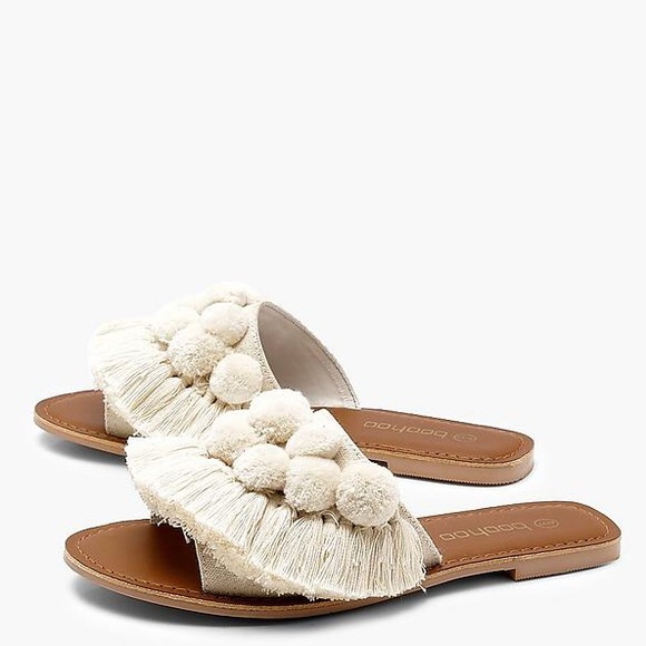 boohoo pom pom sandals